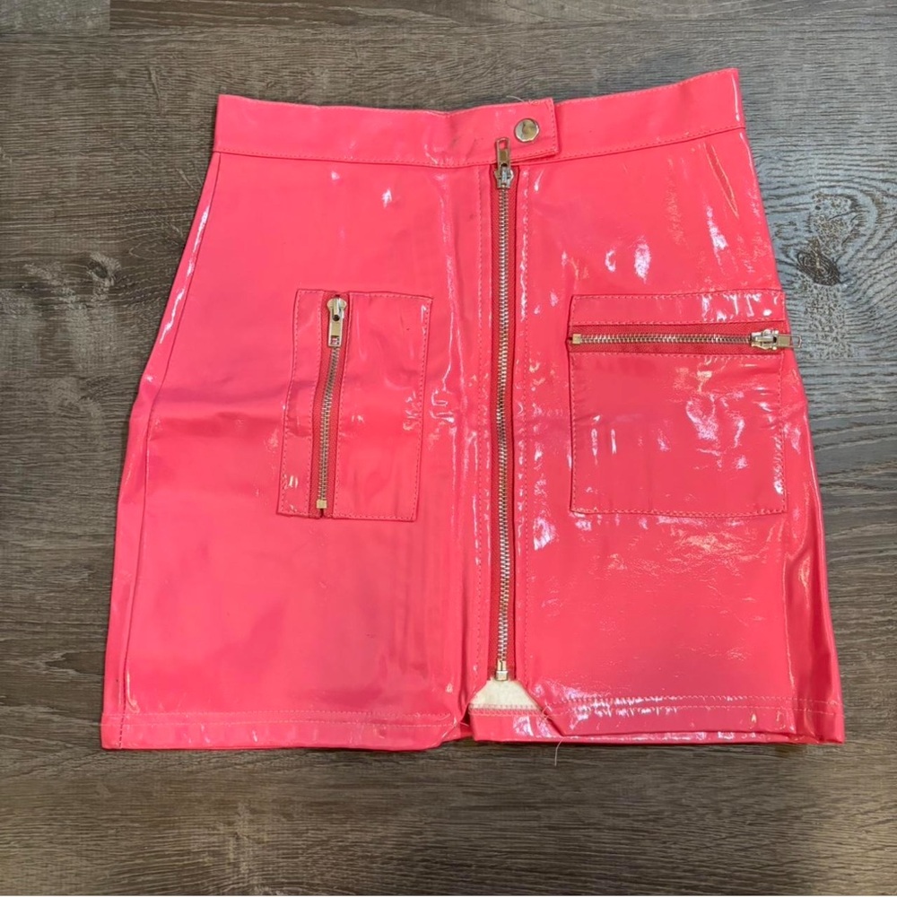 MINI SKIRT